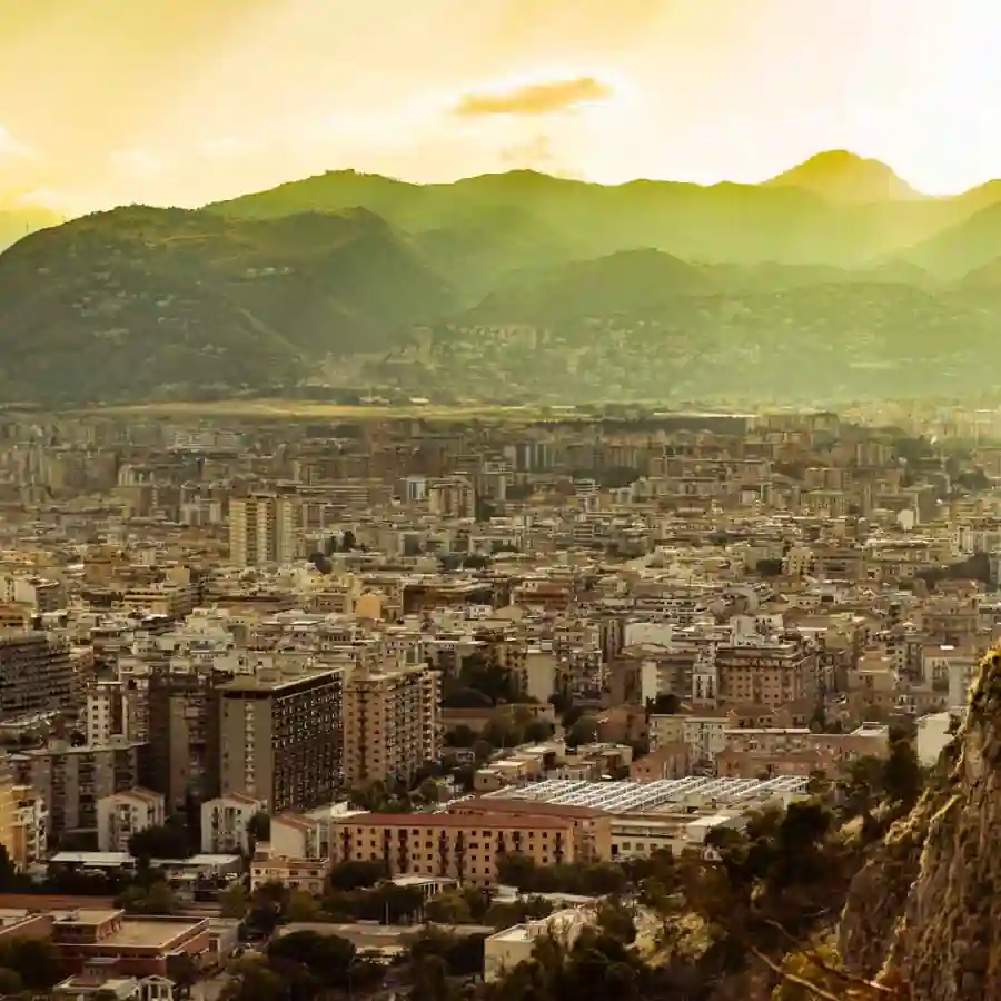 Palermo dall'alto al tramonto