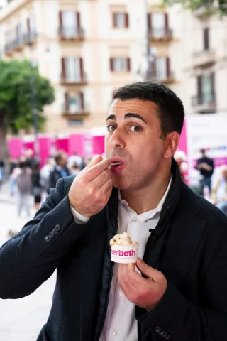 Si assaggia in piazza